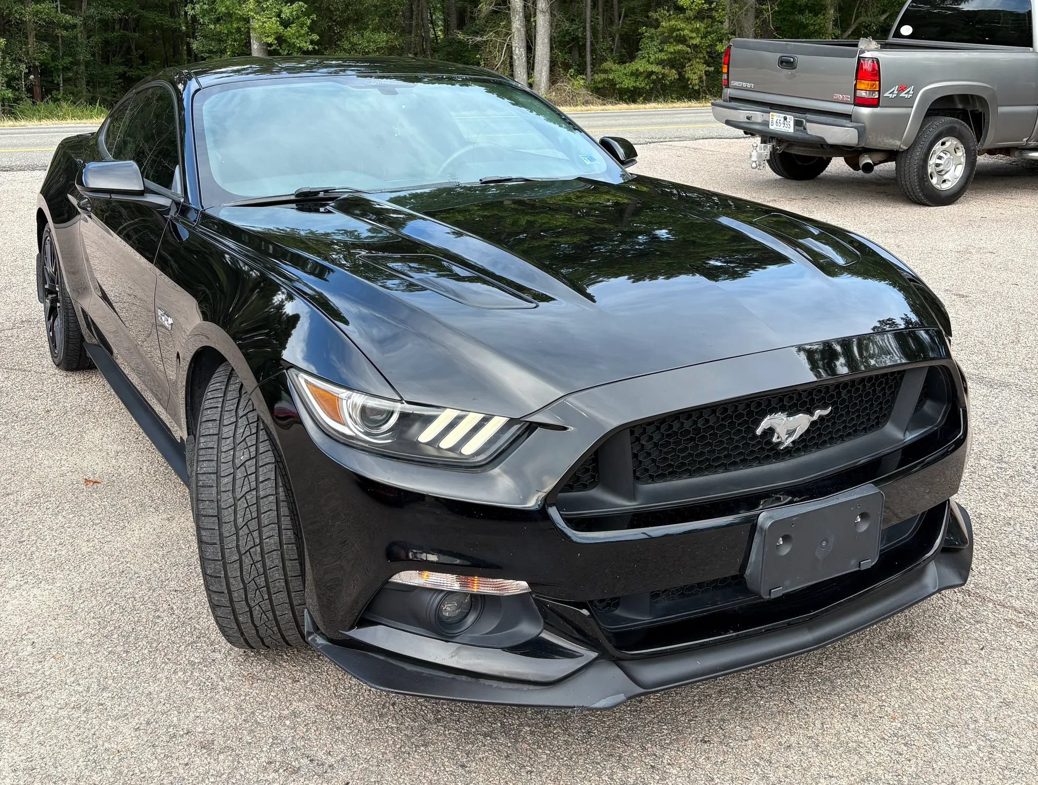Used 2015 Ford Mustang GT w/ GT Performance Package RWD image 10