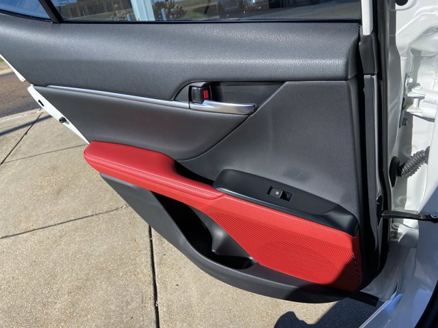 Used 2020 Toyota Camry XSE image 50