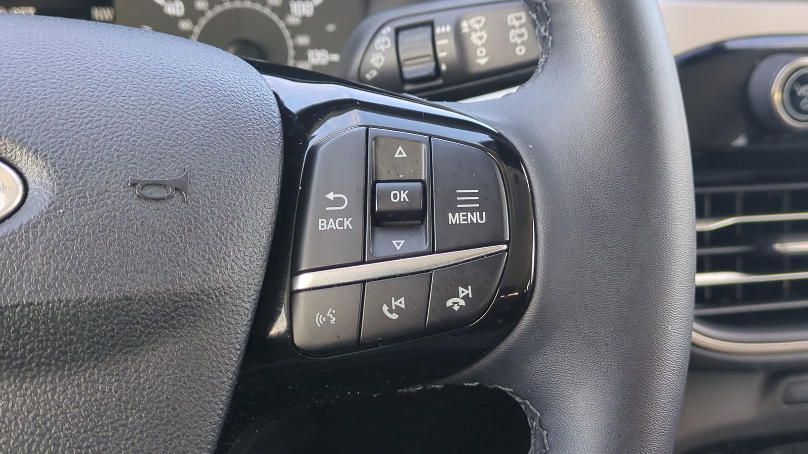 Used 2022 Ford Escape SEL image 26