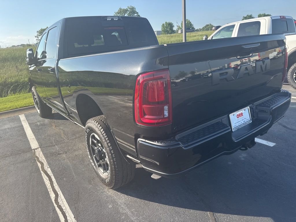Used 2025 RAM 2500 Laramie AWD/4WD image 2