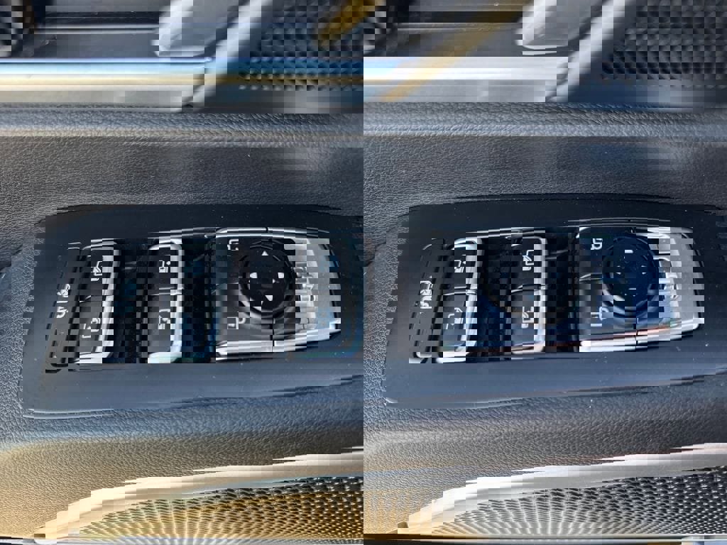 Used 2023 Kia Telluride S w/ S Sunroof Package image 18