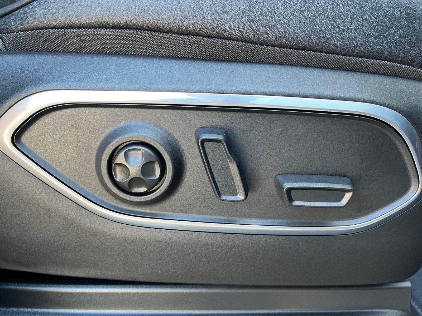 New 2026 Jeep Grand Wagoneer L Limited AWD/4WD image 29