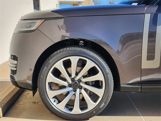 New 2026 Land Rover Range Rover SE image 6