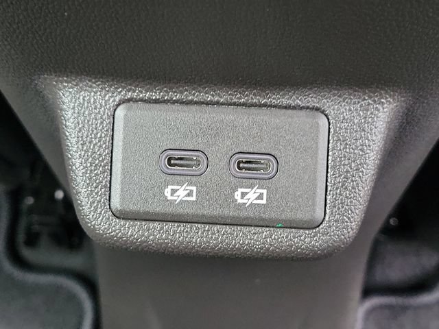 Used 2027 Chevrolet Bolt LT w/ Comfort Package FWD image 22