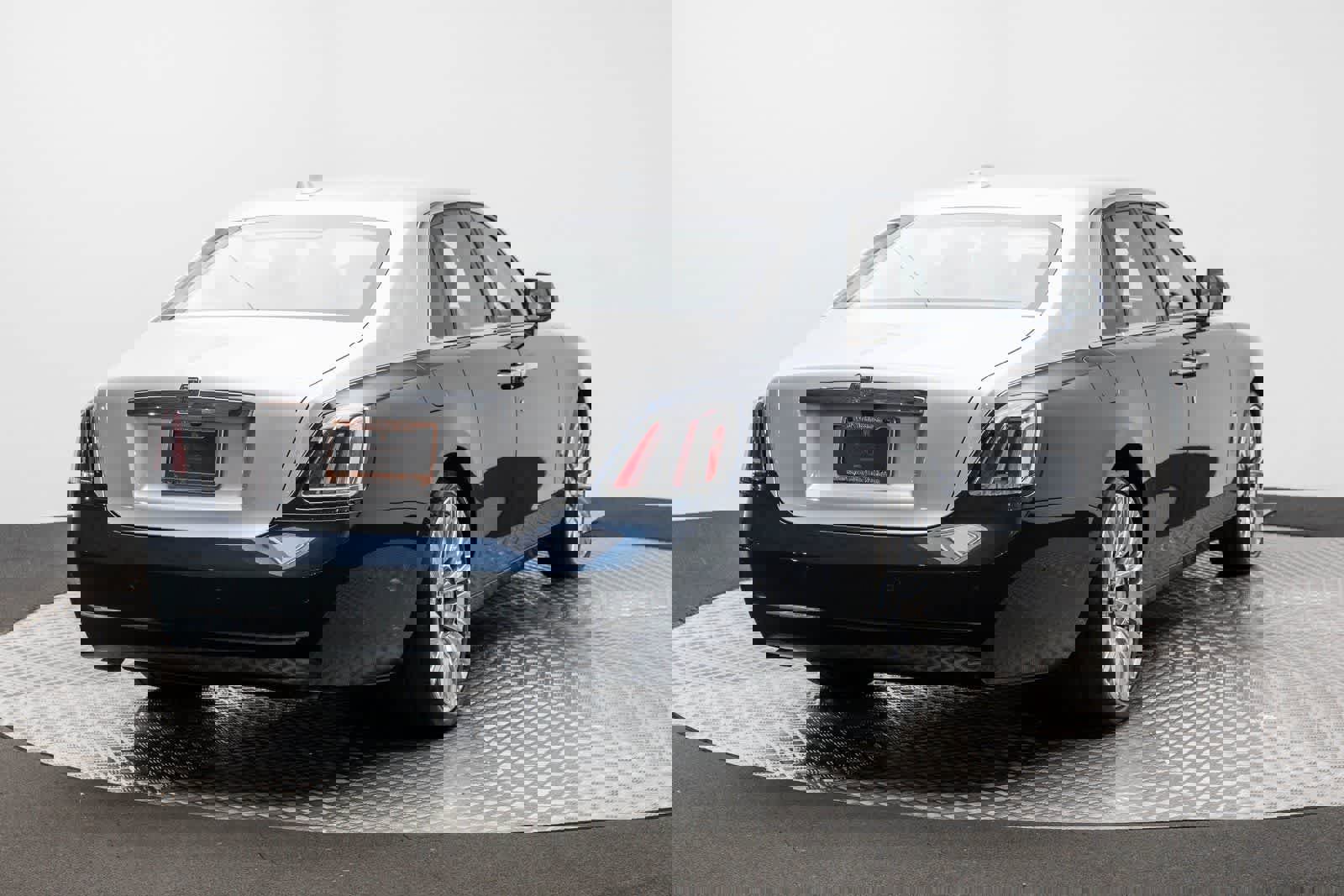 New 2026 Rolls-Royce Ghost image 4