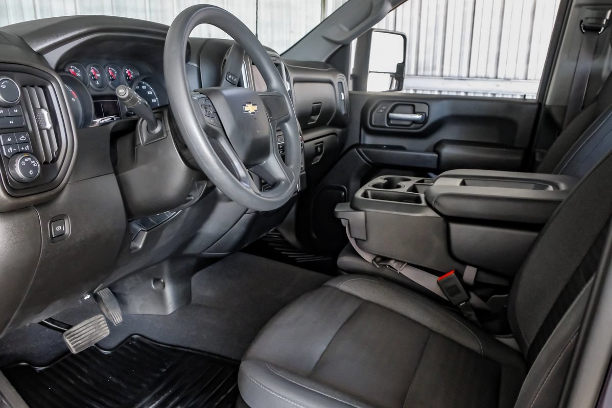 Used 2024 Chevrolet Silverado 2500 Custom w/ Custom Value Package AWD/4WD image 15