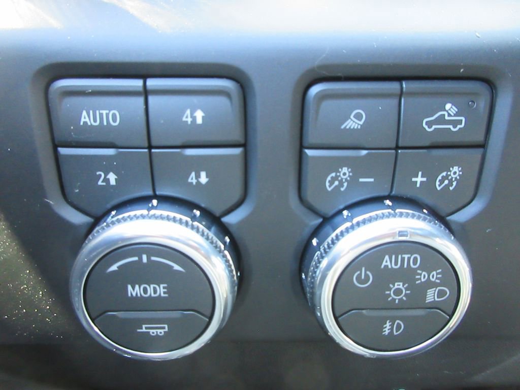 New 2026 GMC Sierra 1500 AT4 image 18