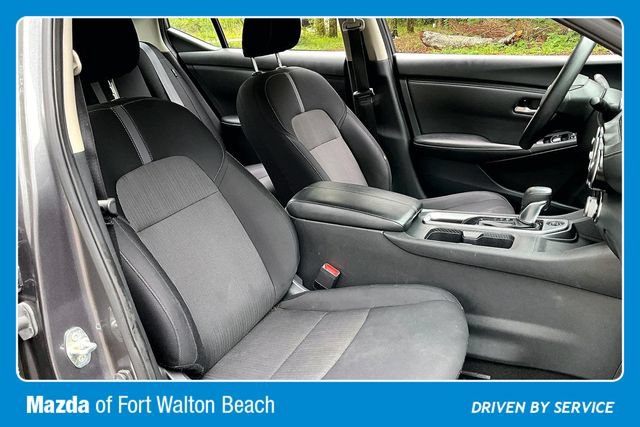 Used 2024 Nissan Sentra SV FWD image 30