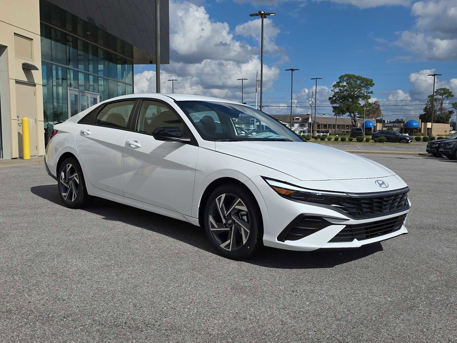 New 2025 Hyundai Elantra Sport w/ Cargo Package