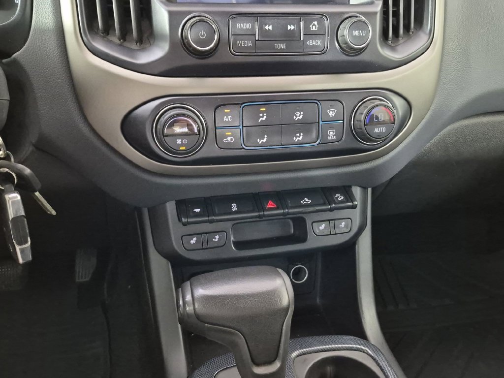 Used 2015 Chevrolet Colorado Z71 RWD image 23
