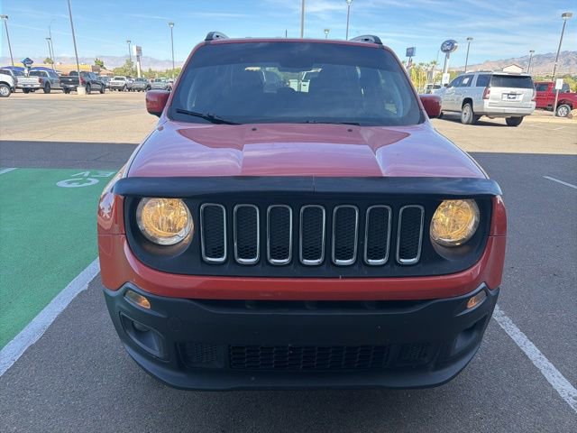Used 2018 Jeep Renegade Latitude w/ Popular Equipment Group AWD/4WD image 7