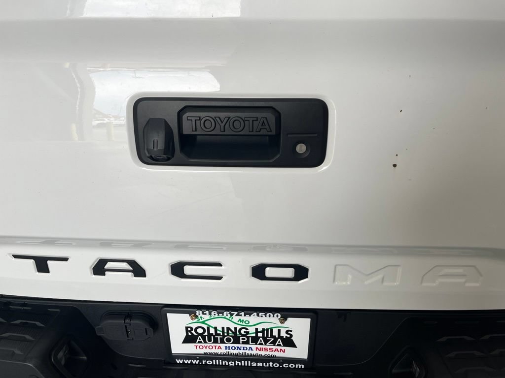 Used 2019 Toyota Tacoma TRD Pro AWD/4WD image 45