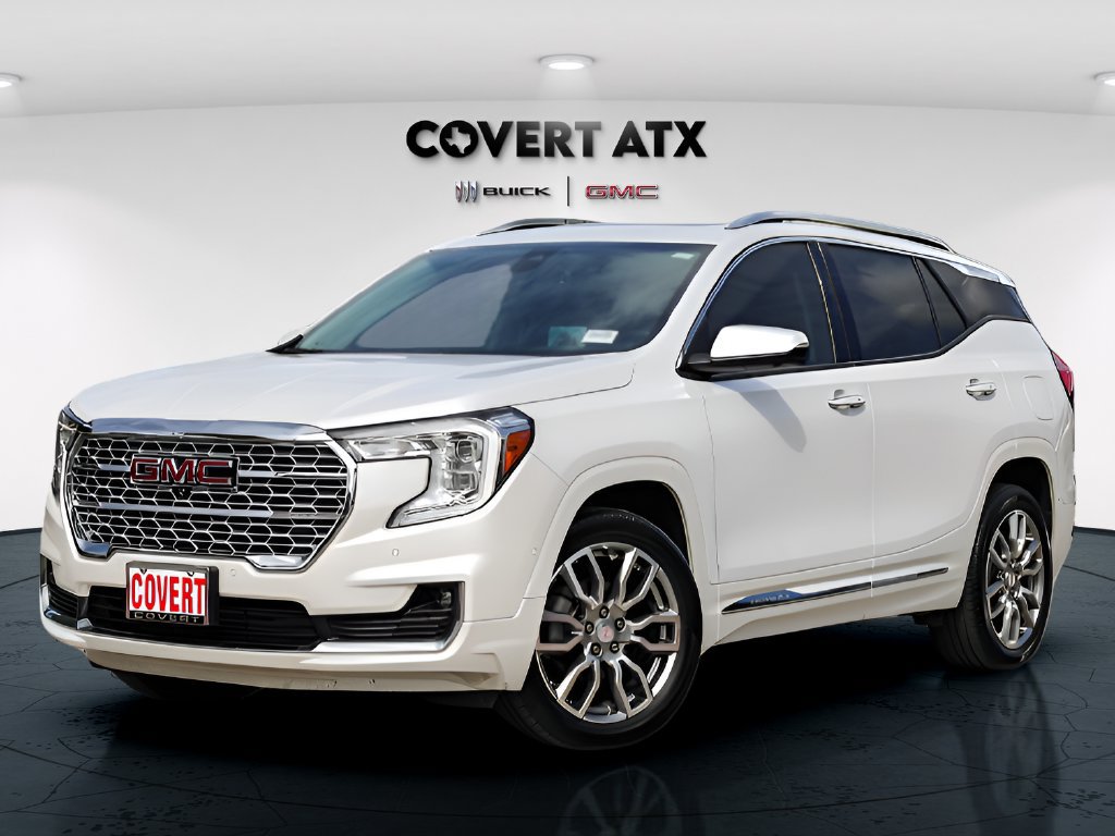 Used 2024 GMC Terrain Denali w/ Denali Premium Package