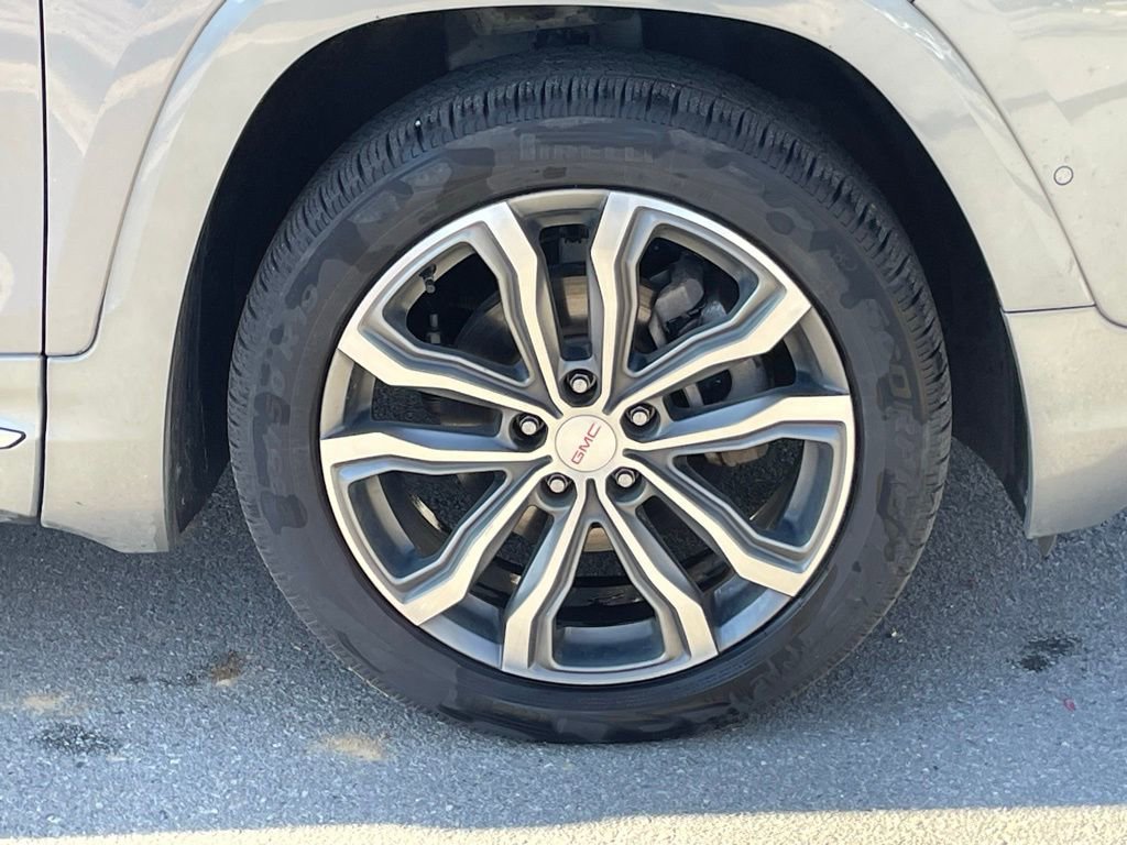 Used 2018 GMC Terrain Denali w/ Advanced Safety Package FWD image 32