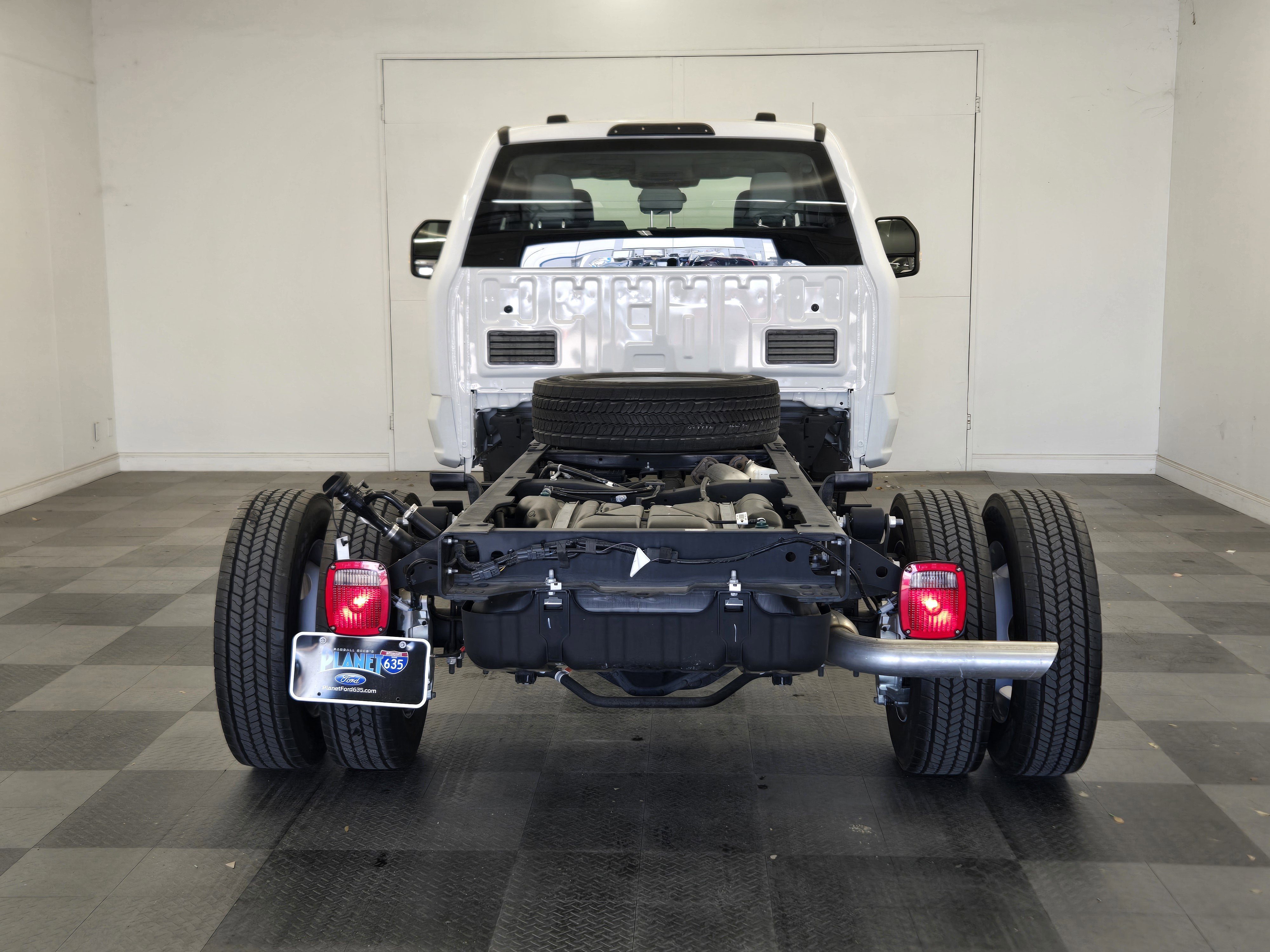 Used 2024 Ford F550 4x4 SuperCab Super Duty image 6