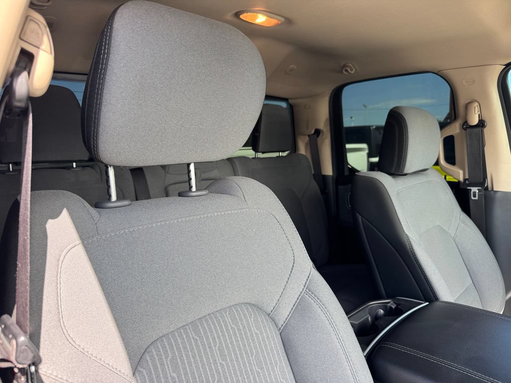Used 2020 RAM 1500 Big Horn RWD image 3