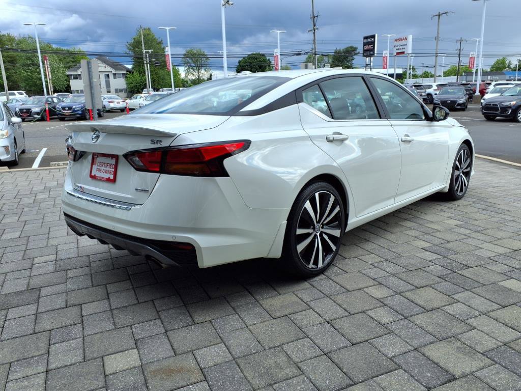 Certified 2022 Nissan Altima 2.0 SR image 3
