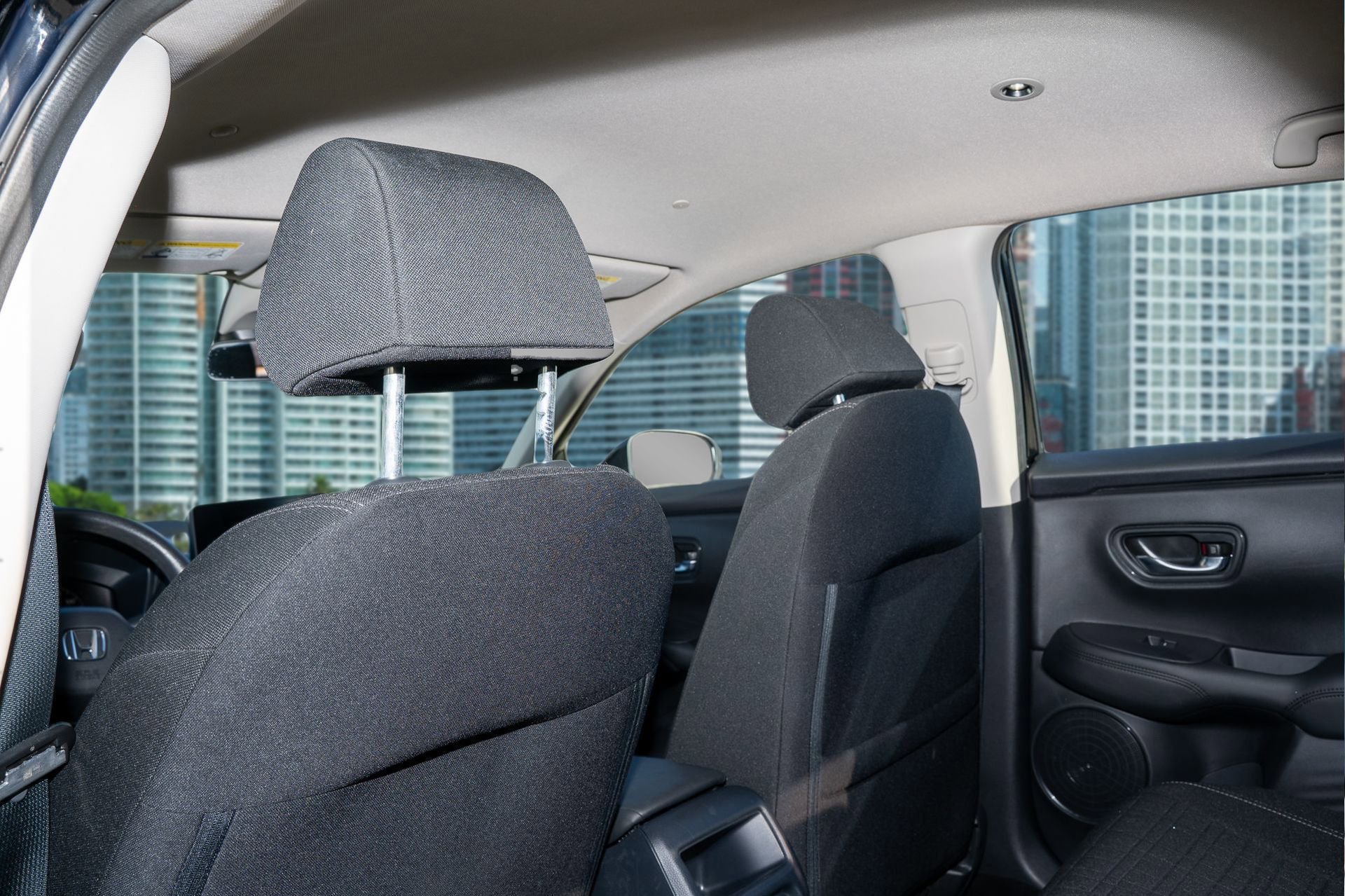 Certified 2023 Honda HR-V LX image 17