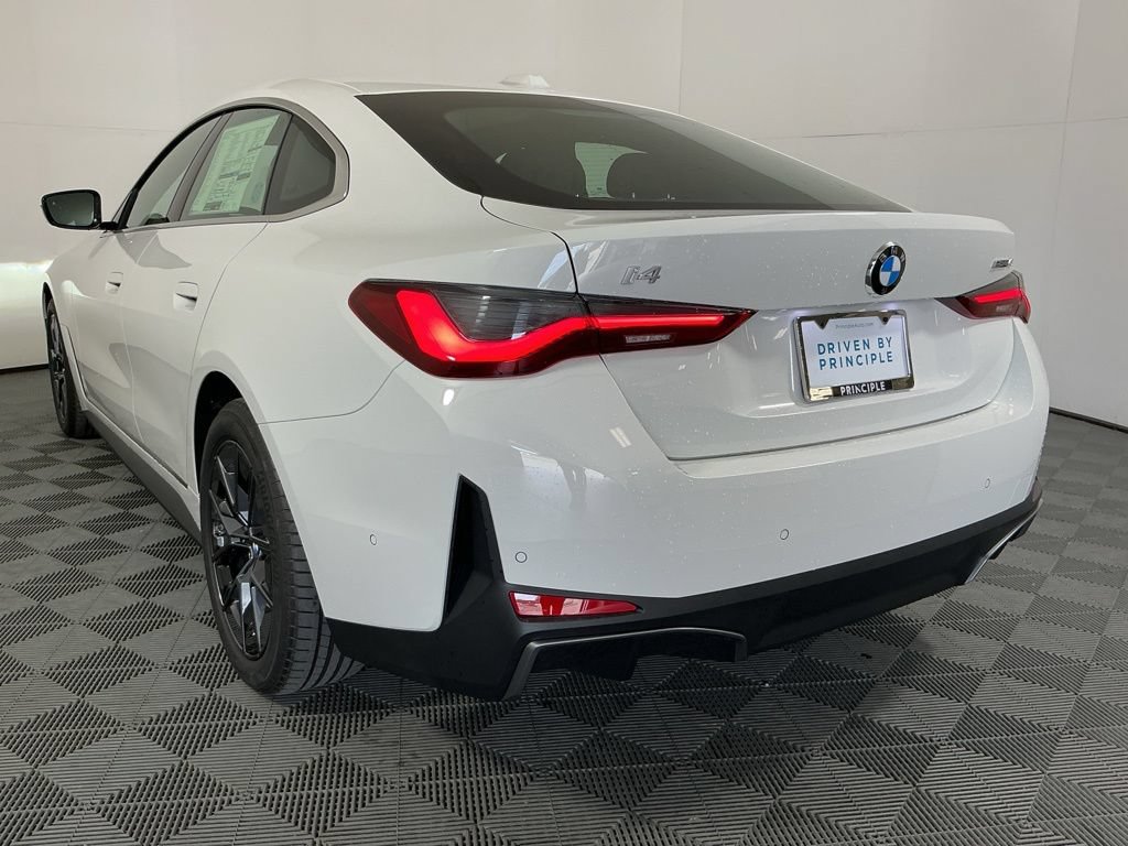 New 2026 BMW i4 eDrive40 w/ Premium Package RWD image 7