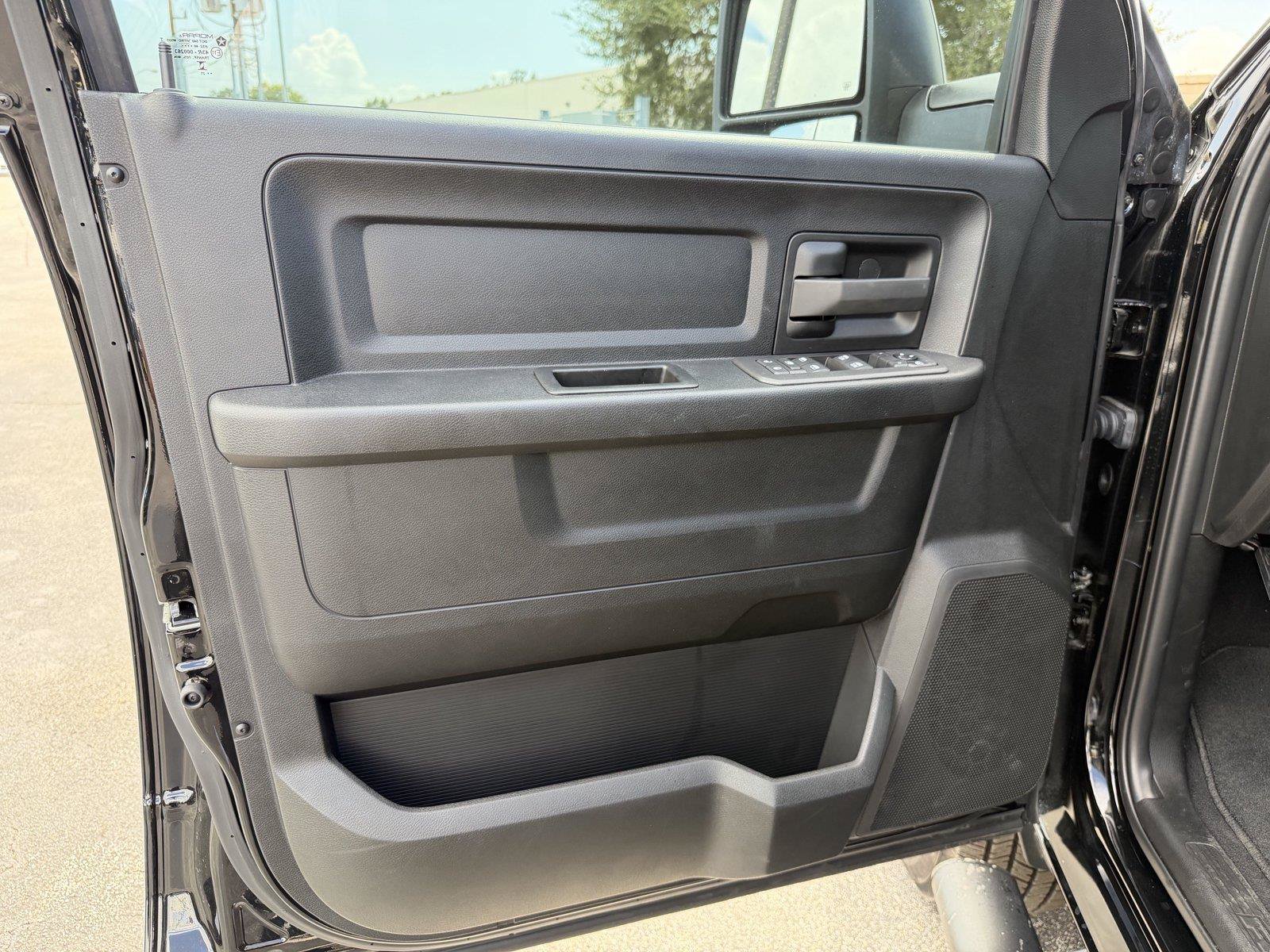 Used 2025 RAM 2500 Tradesman AWD/4WD image 12