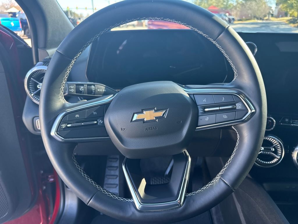 Used 2024 Chevrolet Blazer EV LT image 15