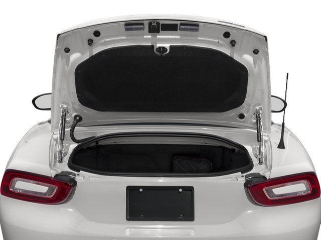 Used 2017 FIAT 124 Spider Lusso RWD image 12