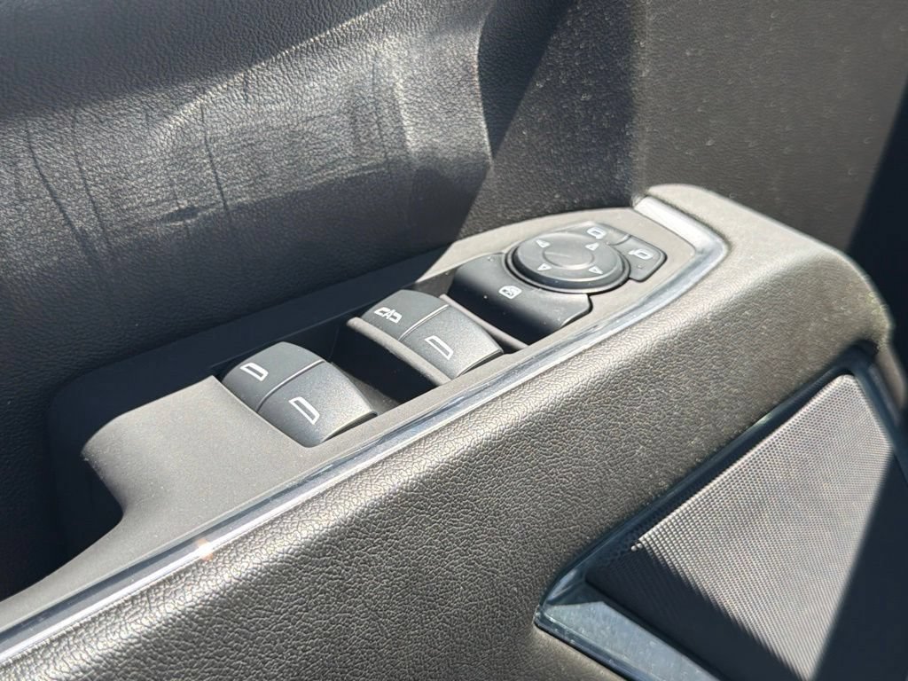 Used 2025 Chevrolet Silverado 1500 LT AWD/4WD image 20
