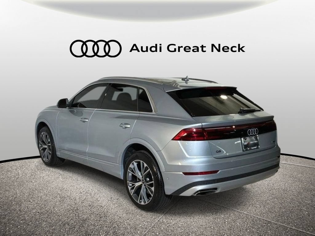 Used 2025 Audi Q8 Premium w/ Convenience Package AWD/4WD image 6