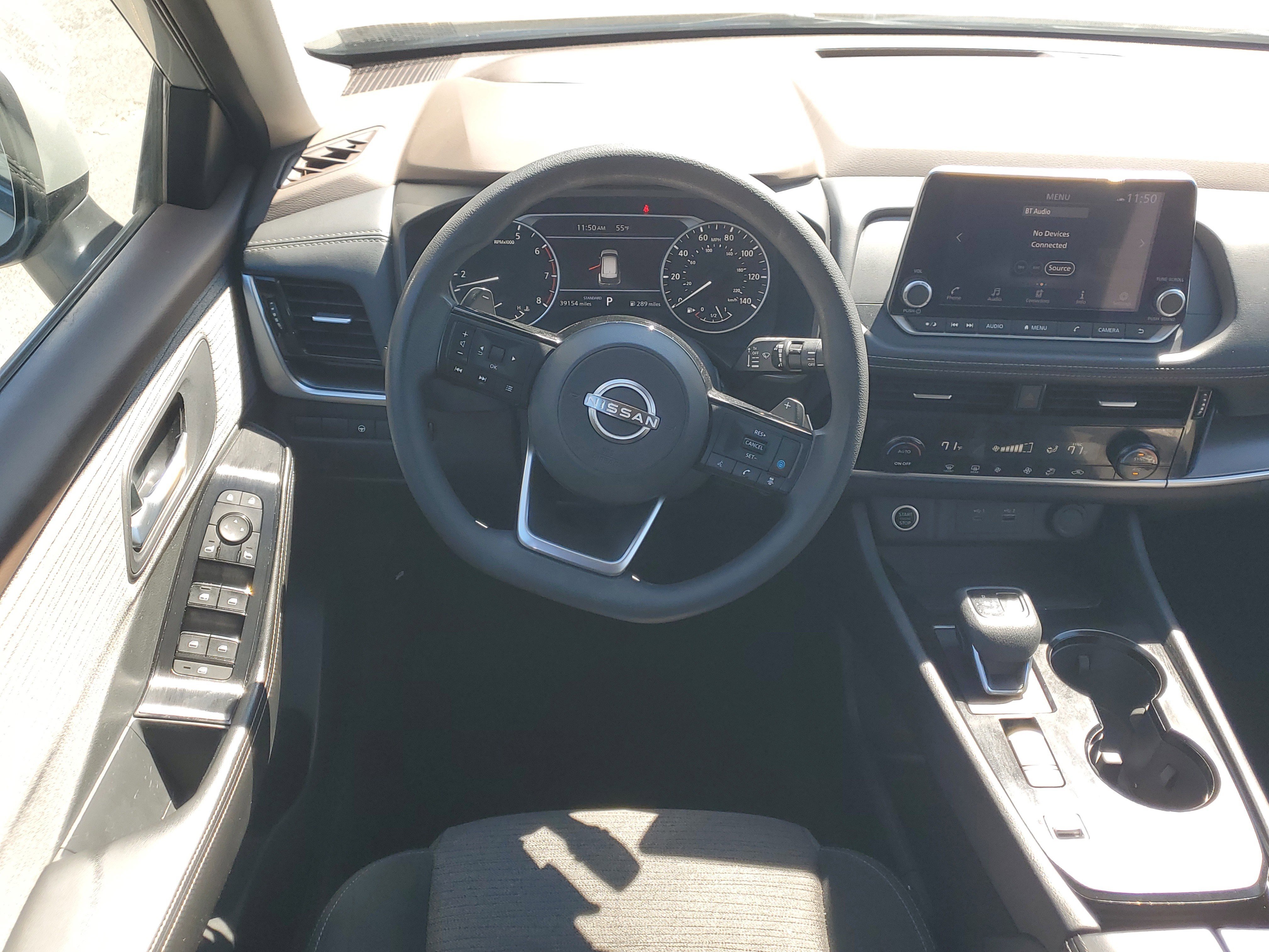 Used 2023 Nissan Rogue SV image 16