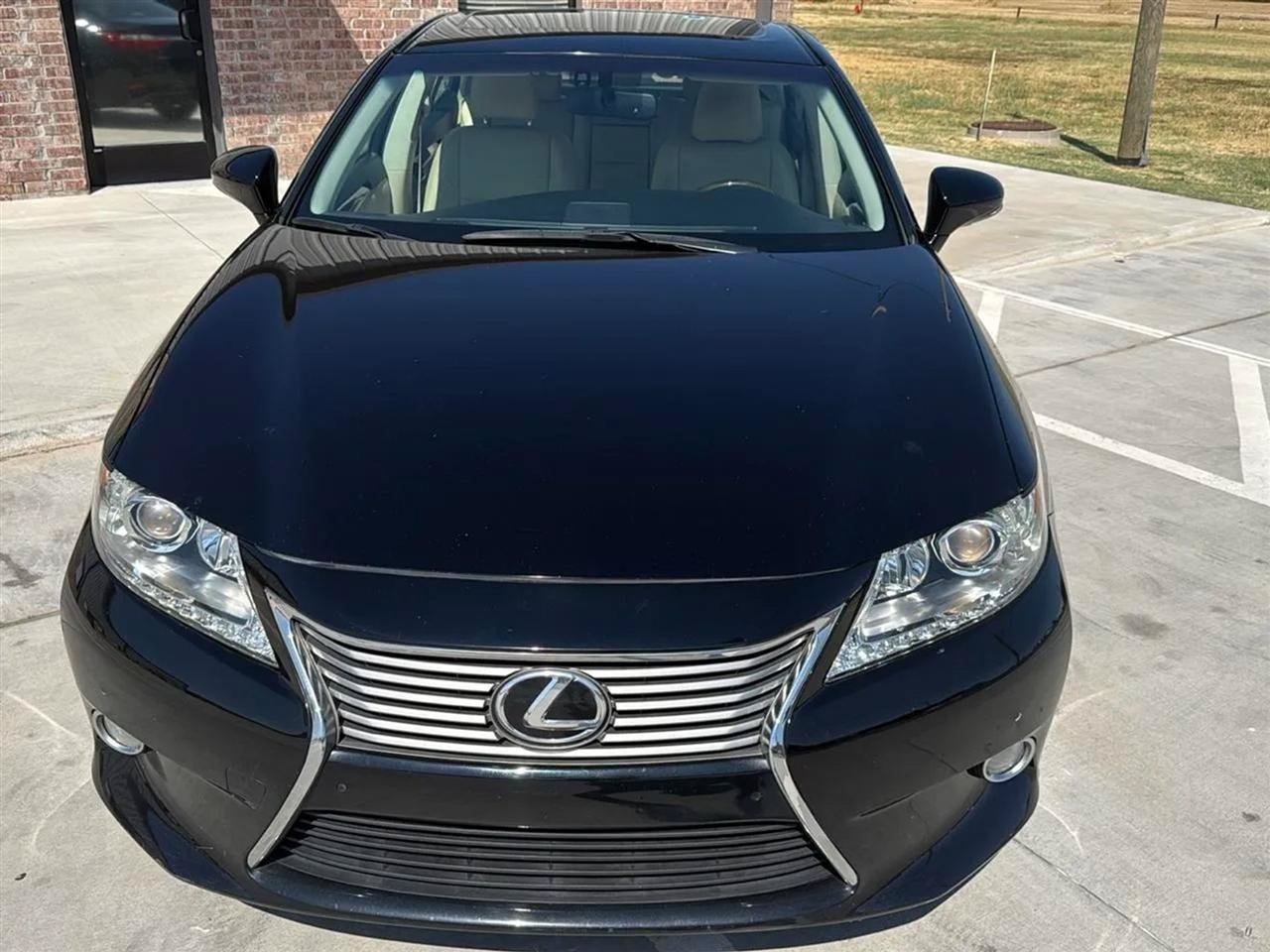 Used 2014 Lexus ES 350 w/ Premium Package FWD image 5