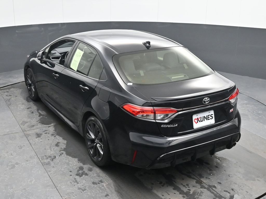 Used 2024 Toyota Corolla SE w/ SE Premium Package image 42