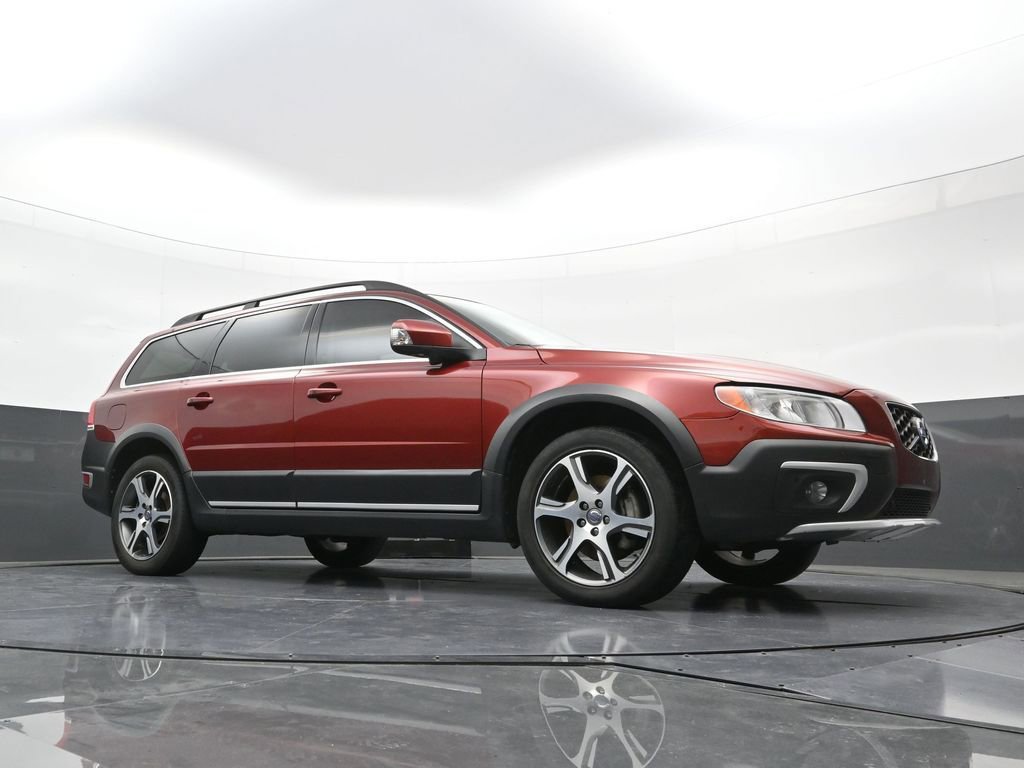 Used 2015 Volvo XC70 T6 w/ Proximity Package AWD/4WD image 21