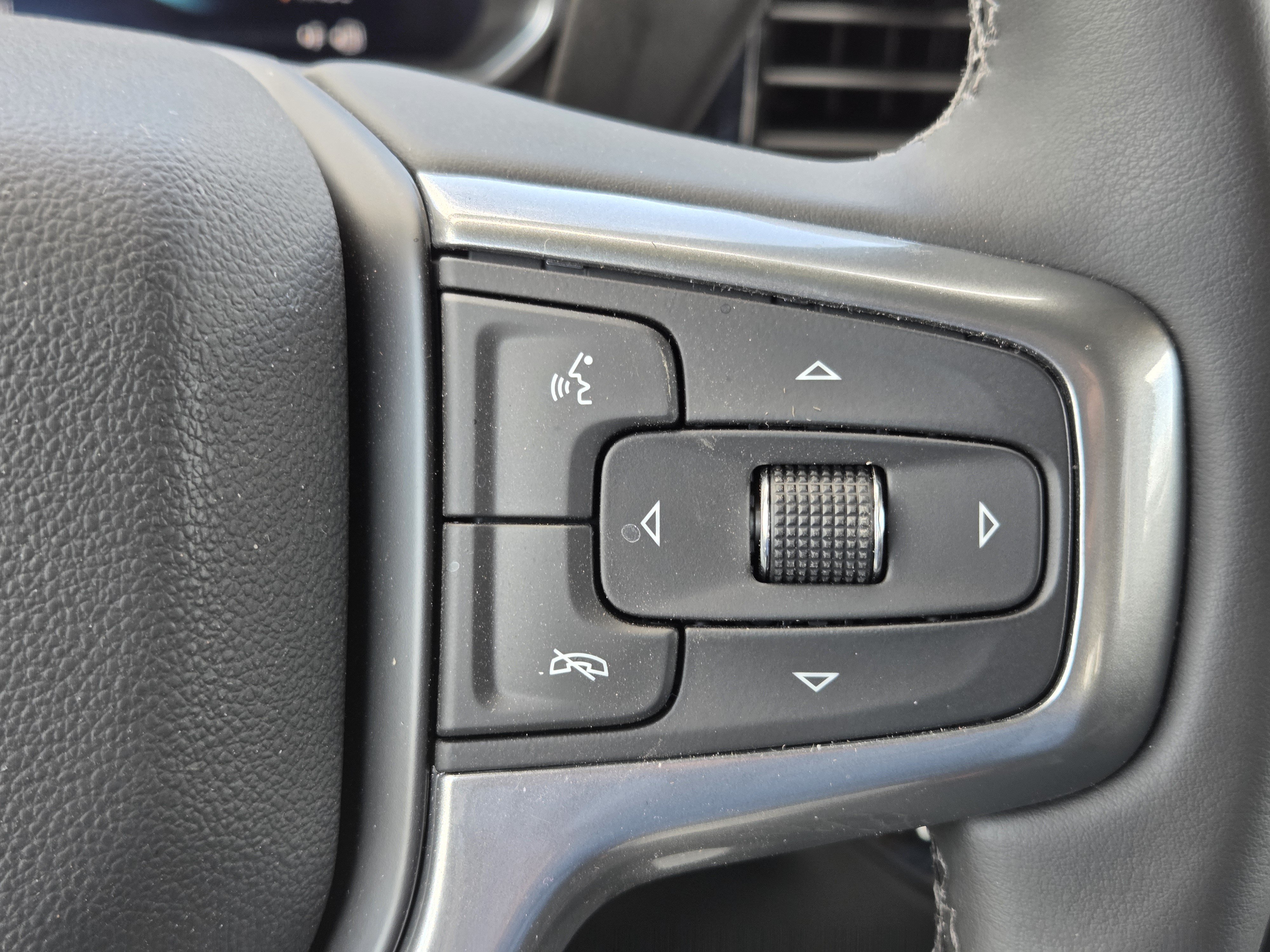 New 2026 Chevrolet Silverado 1500 RST w/ RST Select Package AWD/4WD image 15