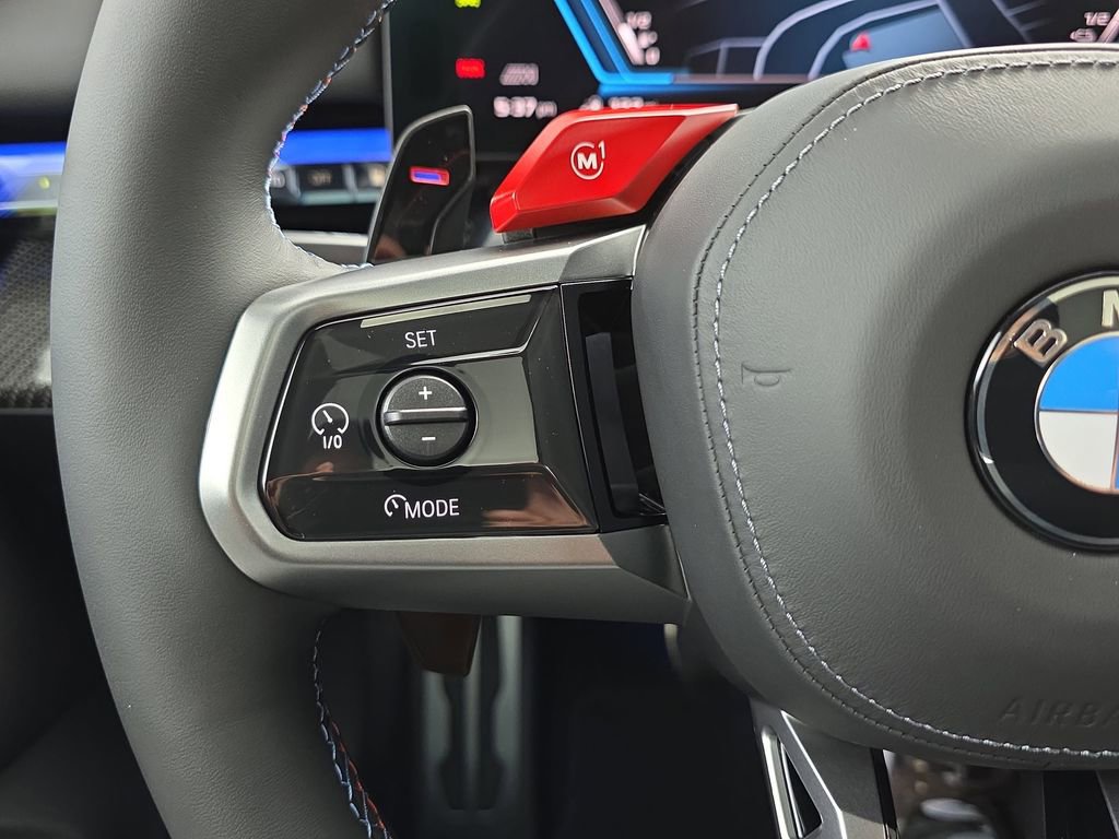 New 2026 BMW M5 w/ Executive Package AWD/4WD image 17