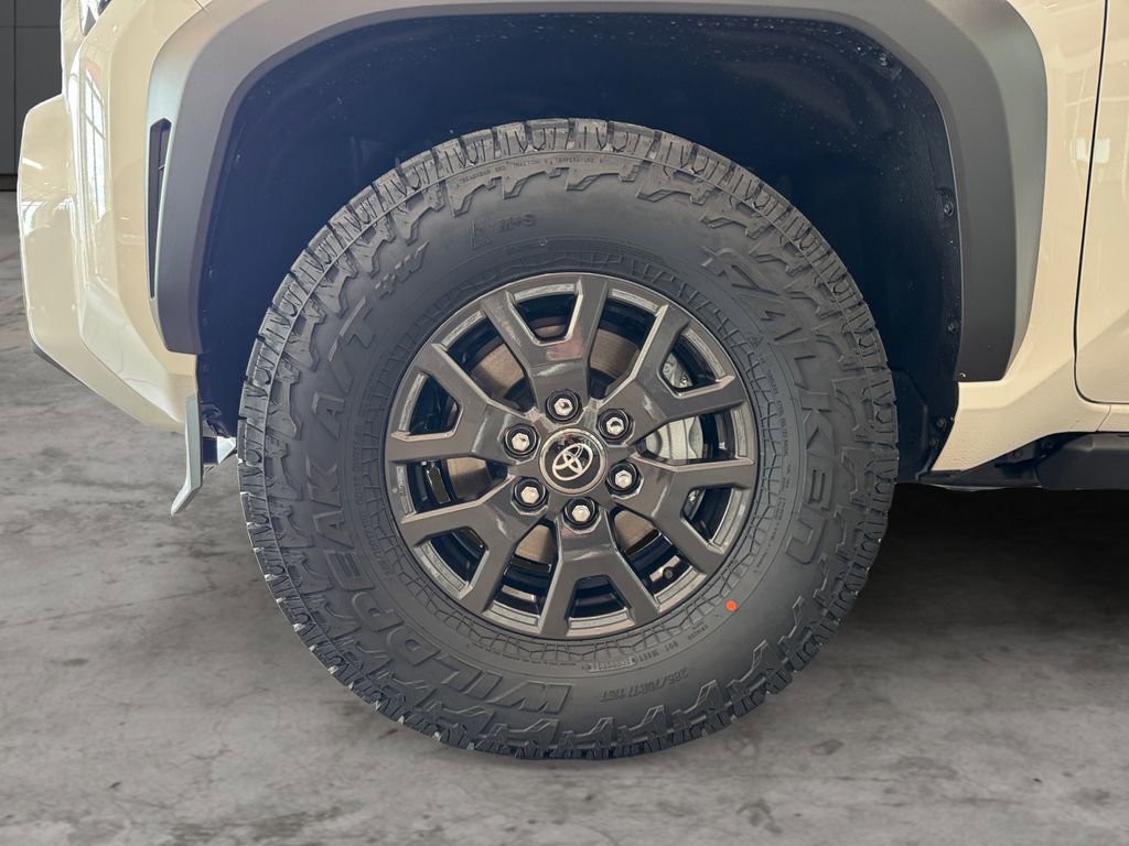 New 2026 Toyota 4Runner SR5 AWD/4WD image 9