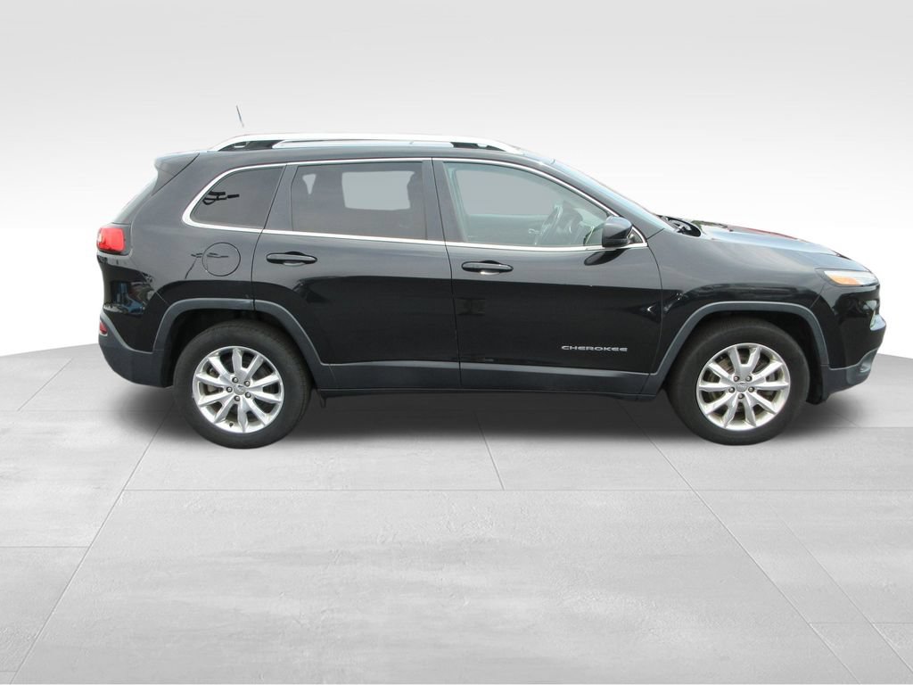 Used 2016 Jeep Cherokee Limited AWD/4WD image 6