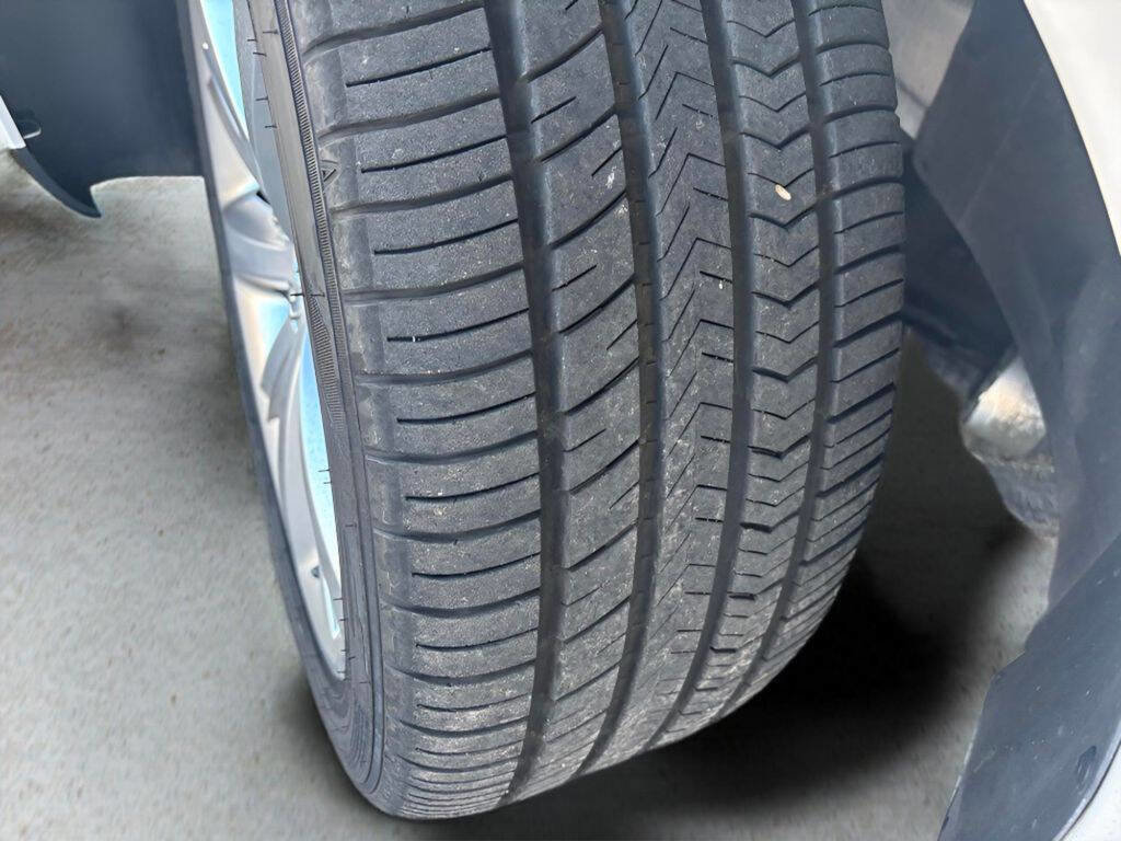 Used 2011 Lincoln MKS AWD w/ 201A Rapid Spec Order Code image 20