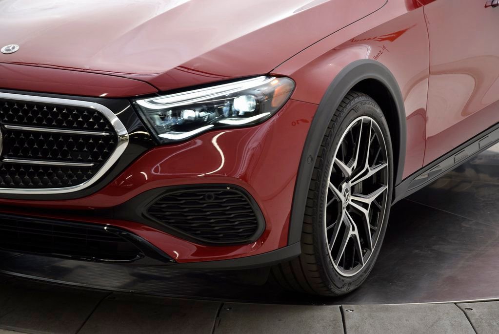 Used 2025 Mercedes-Benz E 450 4MATIC All-Terrain Wagon image 11