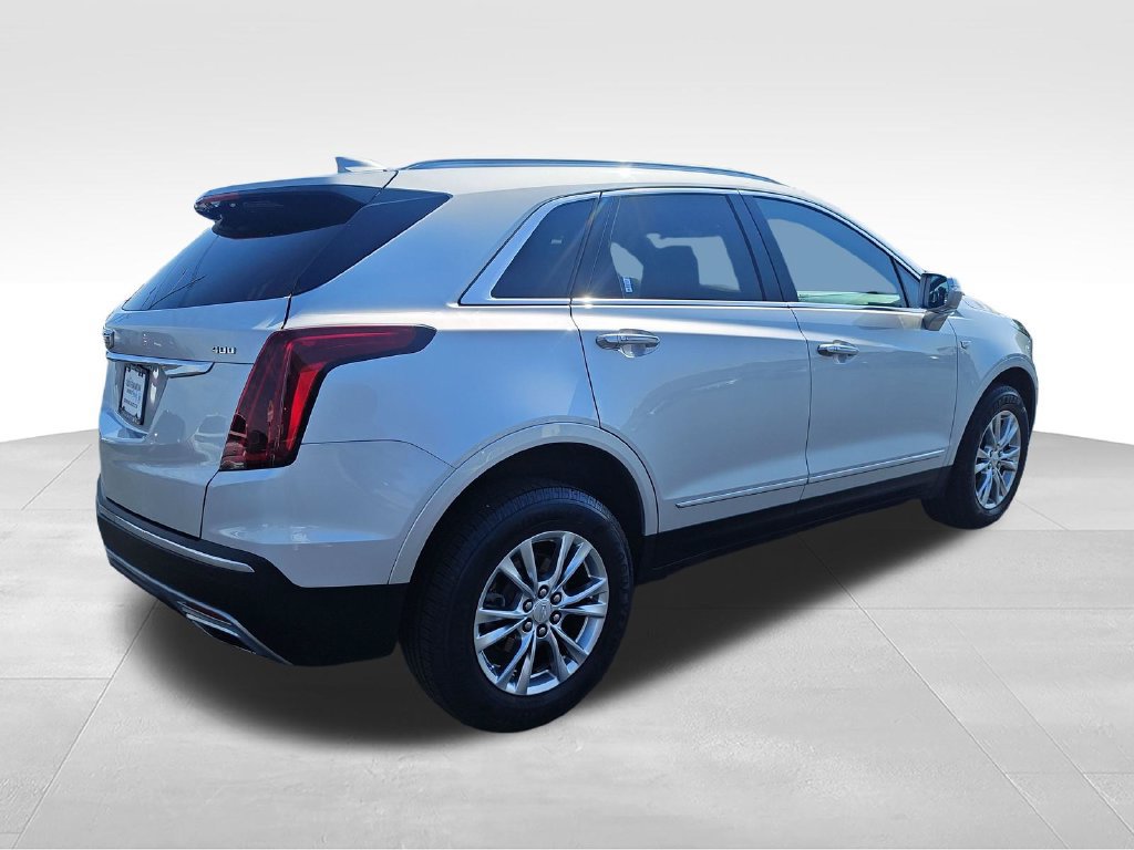 Used 2020 Cadillac XT5 Premium Luxury w/ LPO, Floor Liner Package AWD/4WD image 6