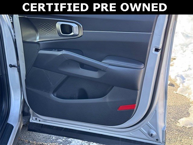 Used 2023 Kia Sorento EX image 8