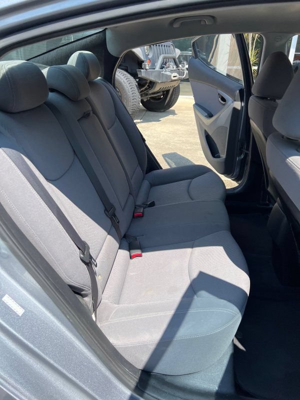 Used 2016 Hyundai Elantra SE w/ Option Group 02 FWD image 13