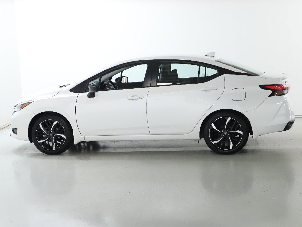 Used 2025 Nissan Versa SR w/ Trunk Package FWD image 37