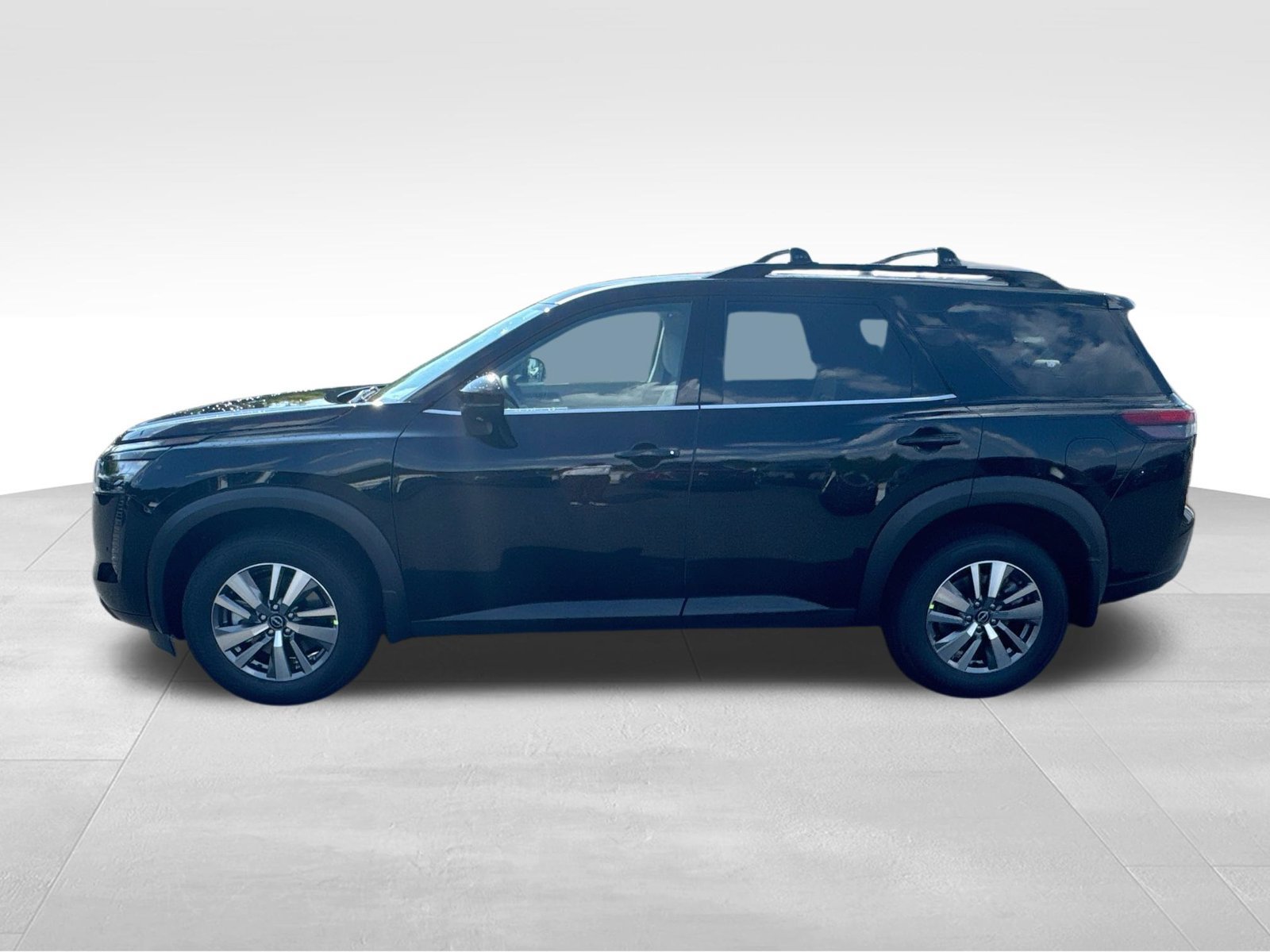 New 2026 Nissan Pathfinder SL FWD image 4