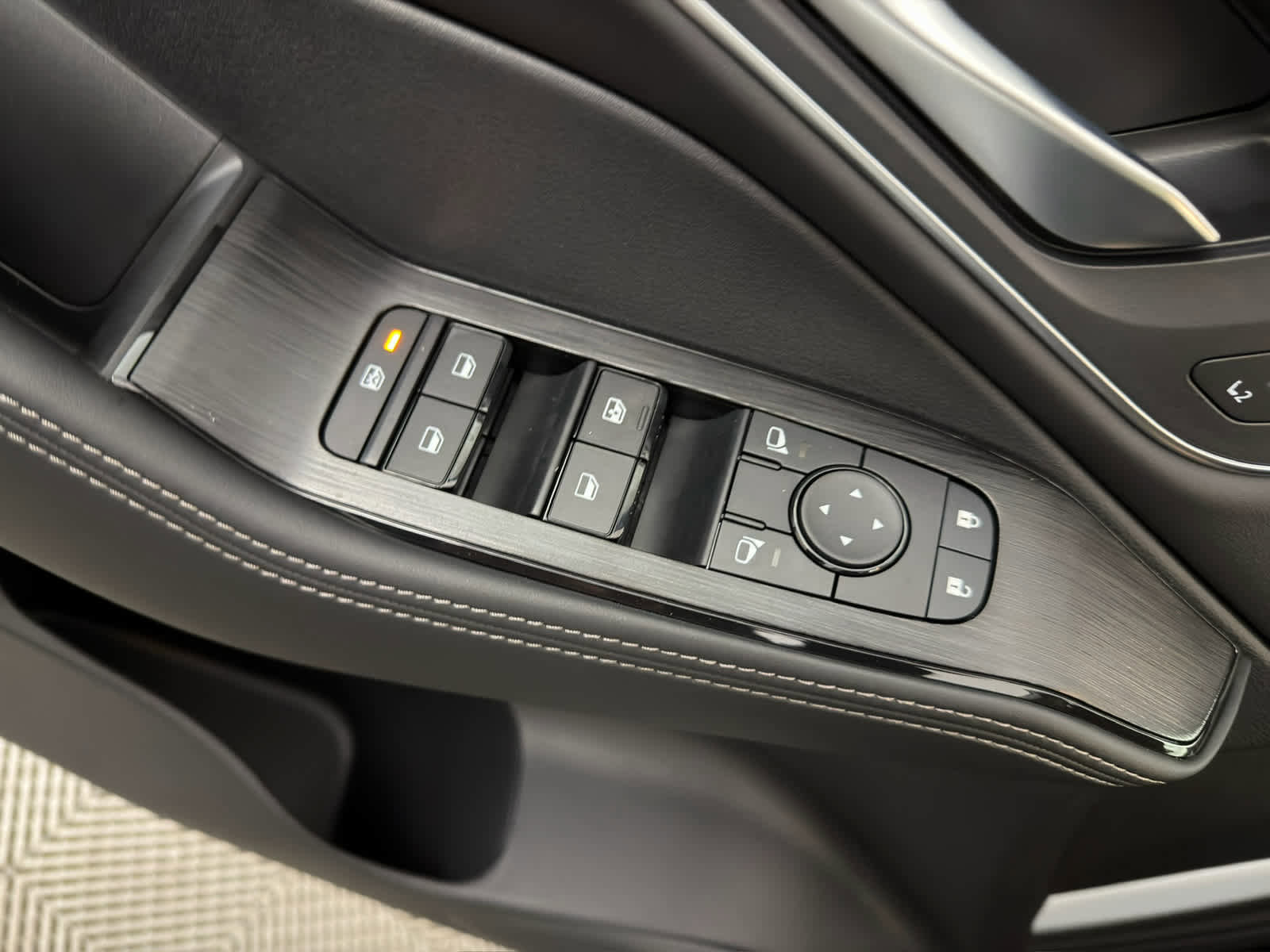 New 2026 Nissan Rogue Platinum image 23