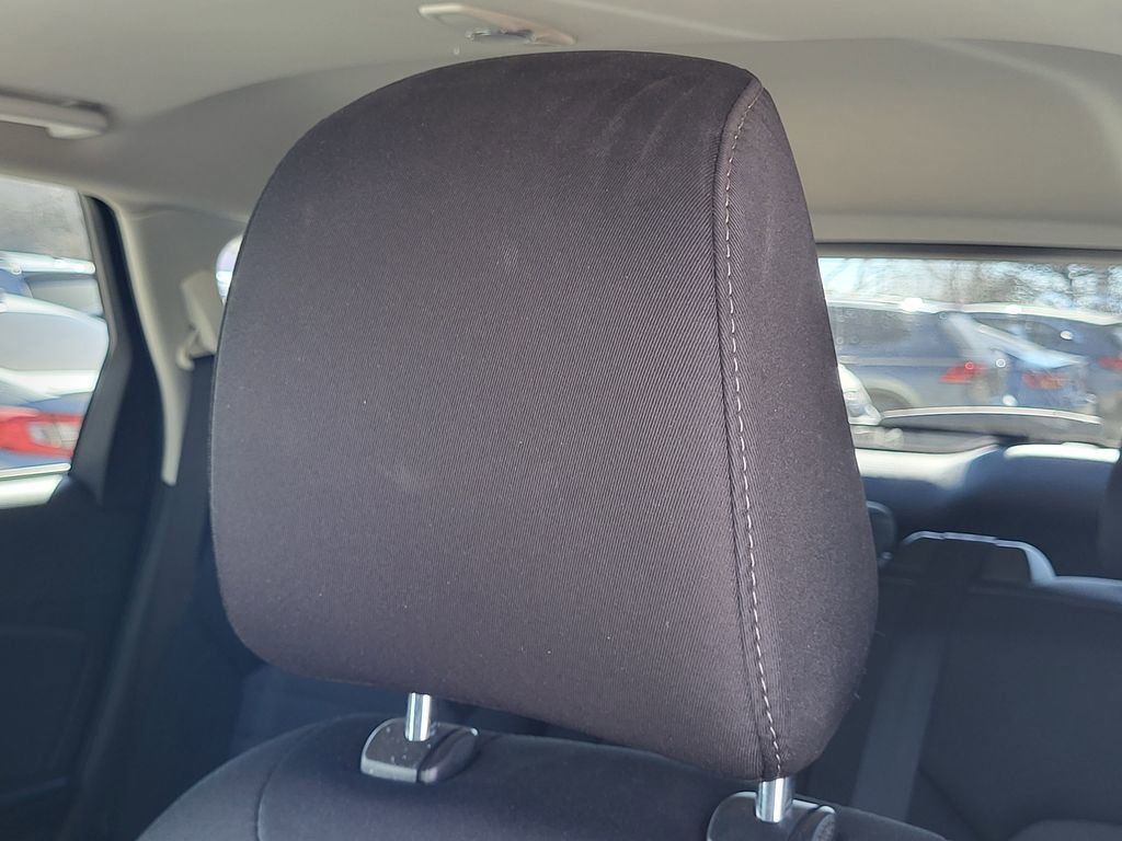 Used 2022 Ford Edge SE w/ Black Appearance Package image 13