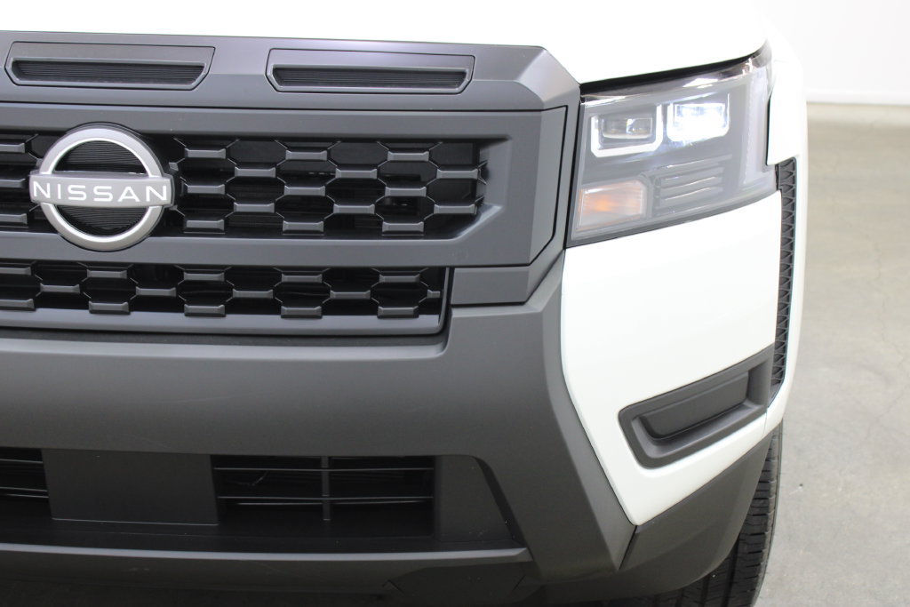 Used 2026 Nissan Frontier S RWD image 8