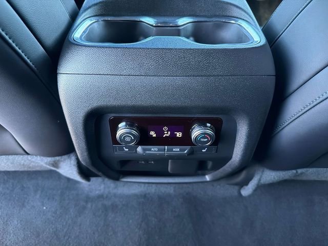 Used 2024 GMC Acadia Elevation w/ Luxury Package image 15