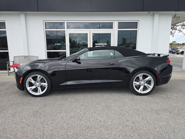 Certified 2023 Chevrolet Camaro LT w/ Technology Package RWD image 4