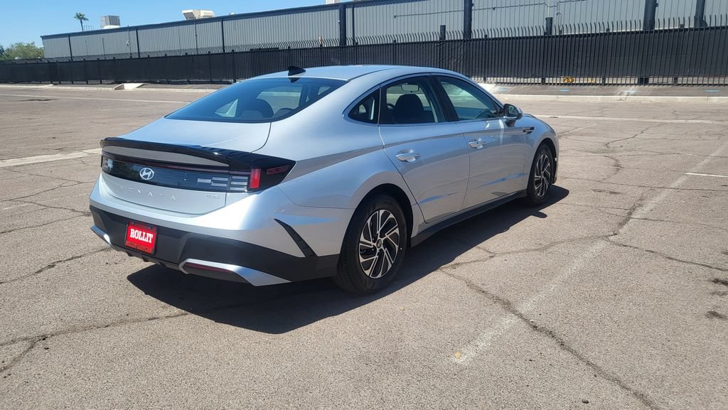 Used 2026 Hyundai Sonata Blue FWD image 10