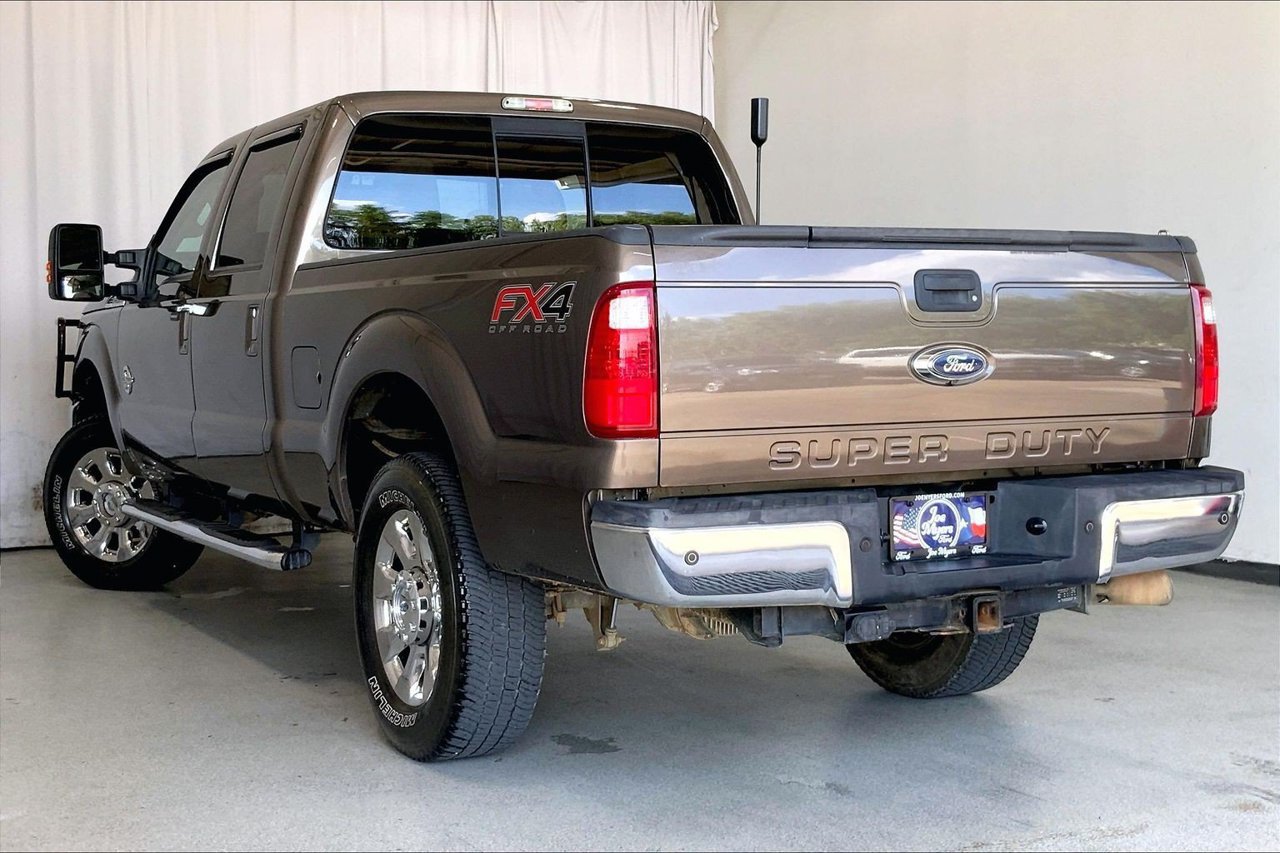 Used 2016 Ford F250 Lariat w/ Lariat Interior Package AWD/4WD image 10